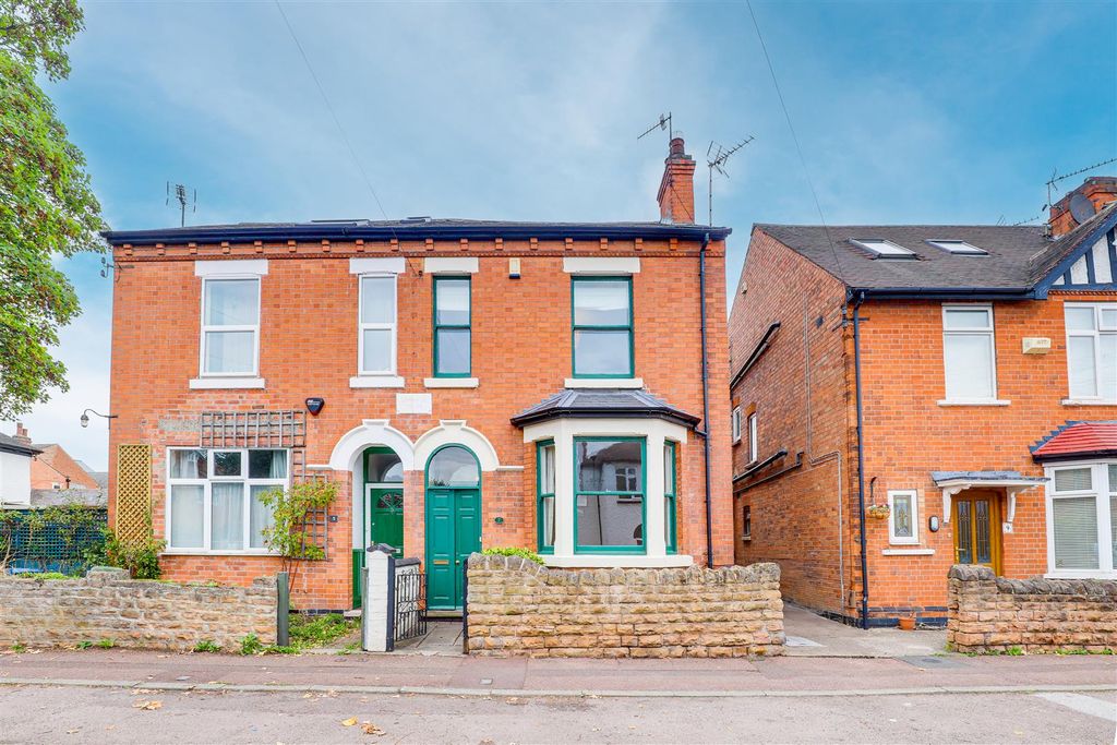 Property photo 1 of 17 10797.Jpg