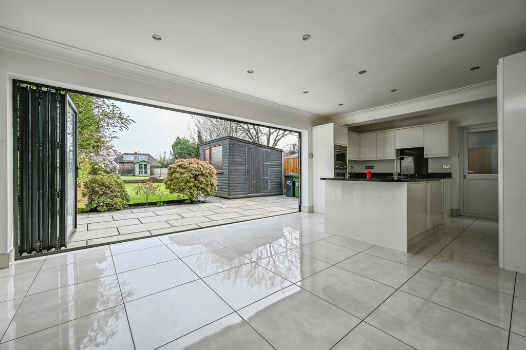 Property photo 2 of 16 Pbox-Img.Jpg