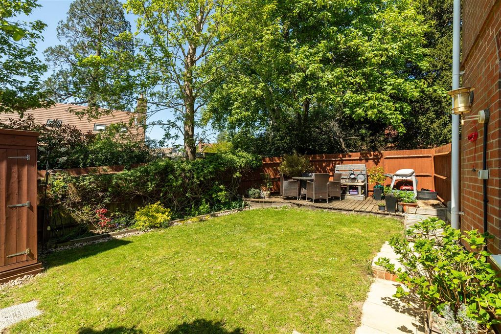 Property photo 2 of 19