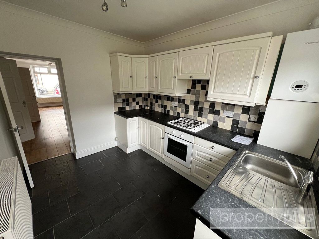 Property photo 2 of 10 Picture No. 08