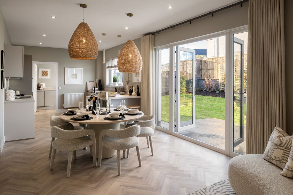 Property photo 2 of 7 4 And 5 Bedroom Homes For Sale In Inverurie