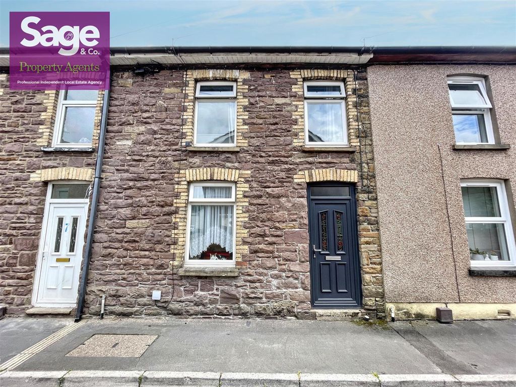 Property photo 1 of 22