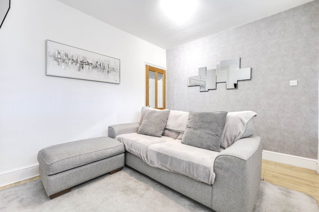 Property photo 3 of 14 Picture No. 04