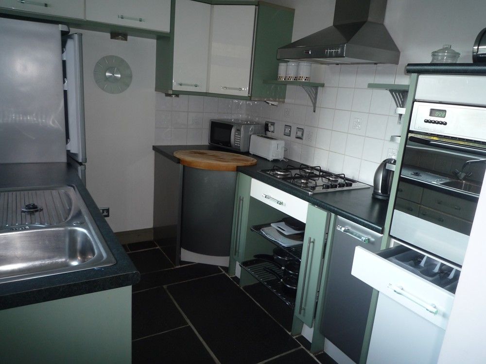 Property photo 2 of 5 Roslinst9B