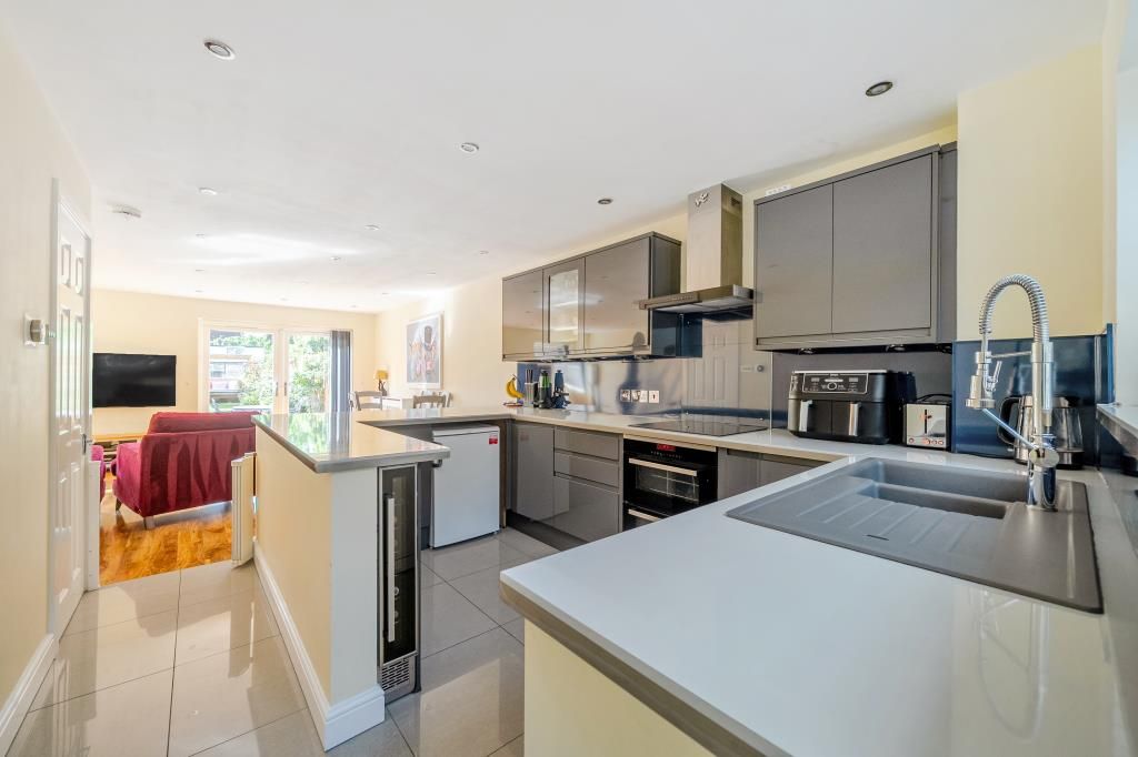 Property photo 2 of 21 Kitchen/Reception Room