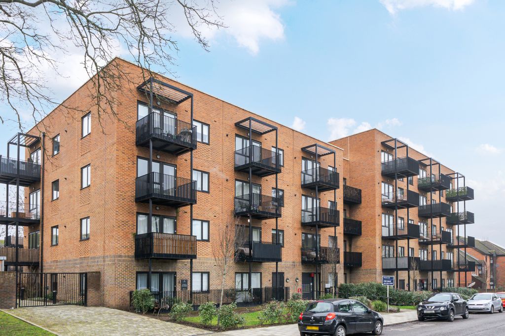 Property photo 2 of 20 Picture No. 04