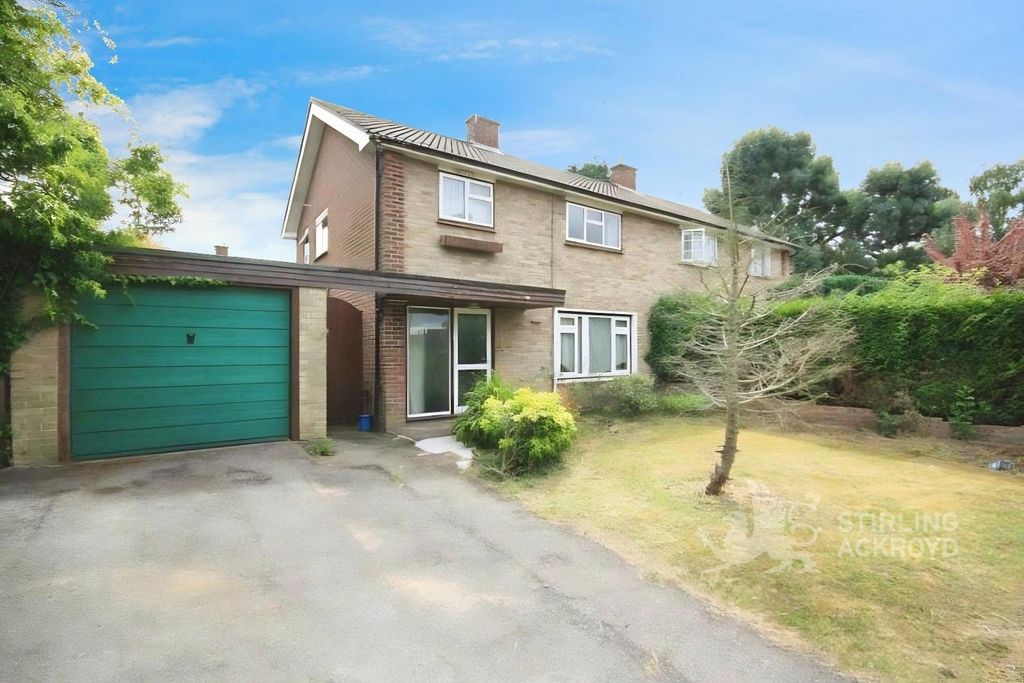 Property photo 1 of 6 External