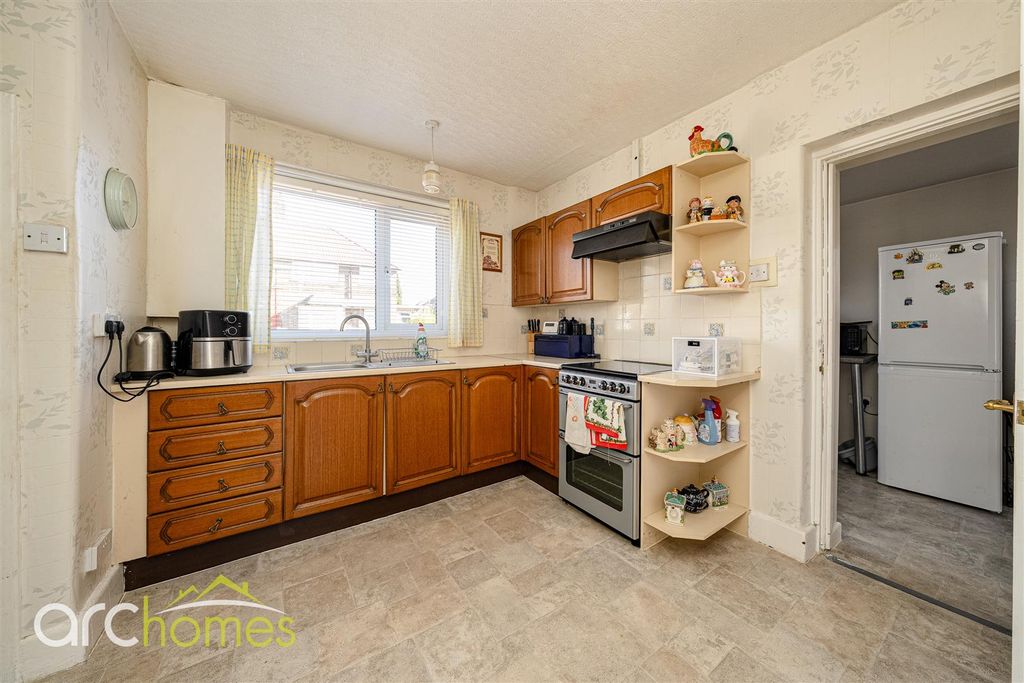 Property photo 3 of 18 Birchfield-6.Jpg