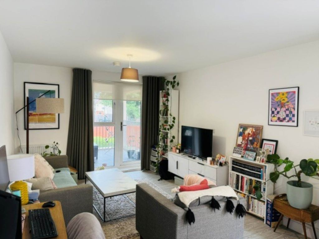Property photo 3 of 8