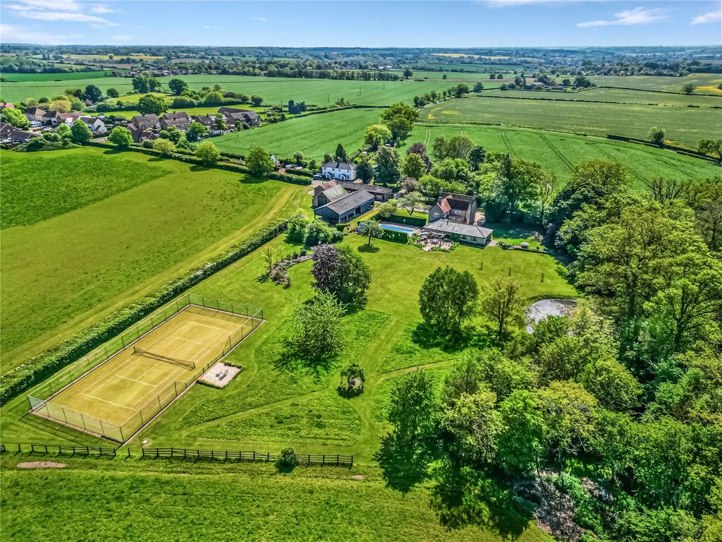 Property photo 3 of 18 Aerial