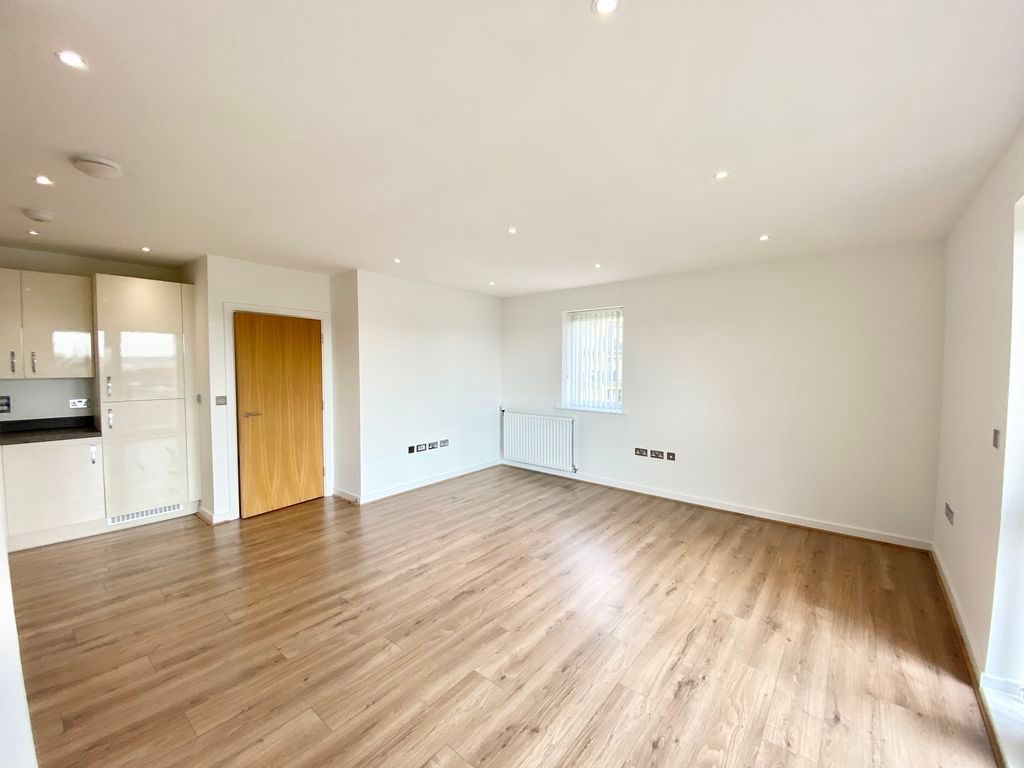 Property photo 3 of 8 Photo 1