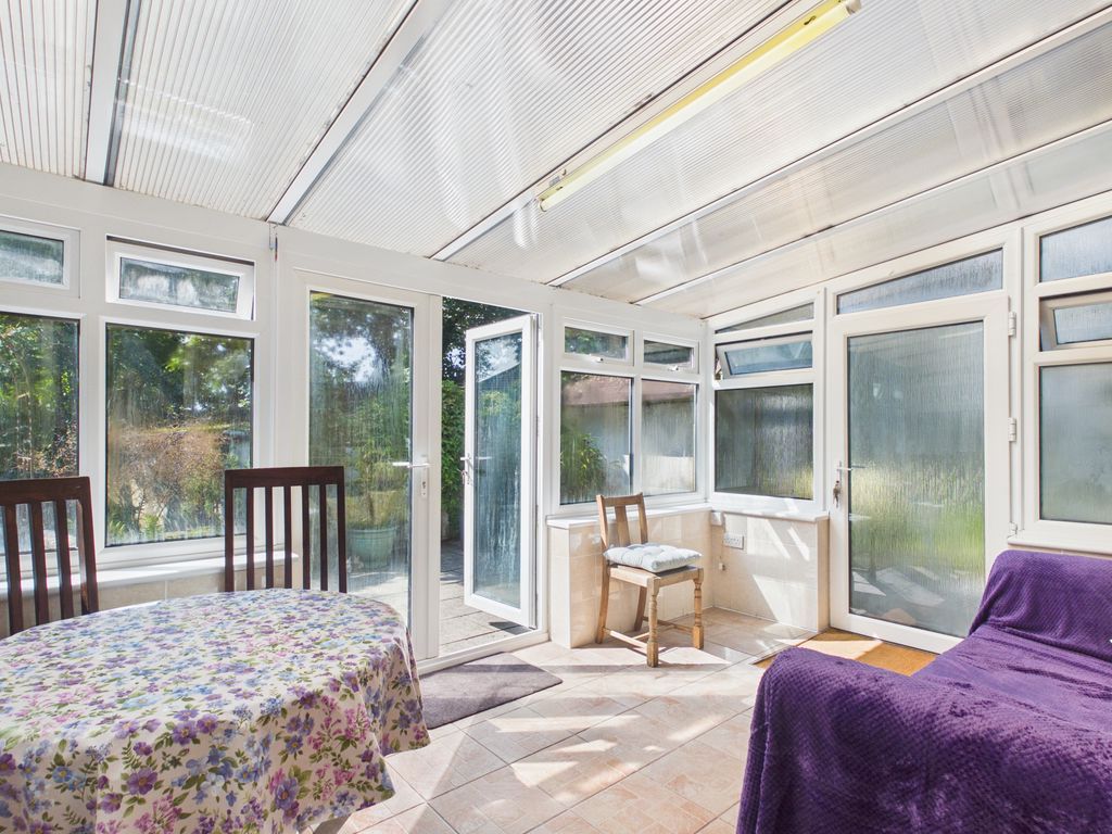 Property photo 3 of 10 Conservatory
