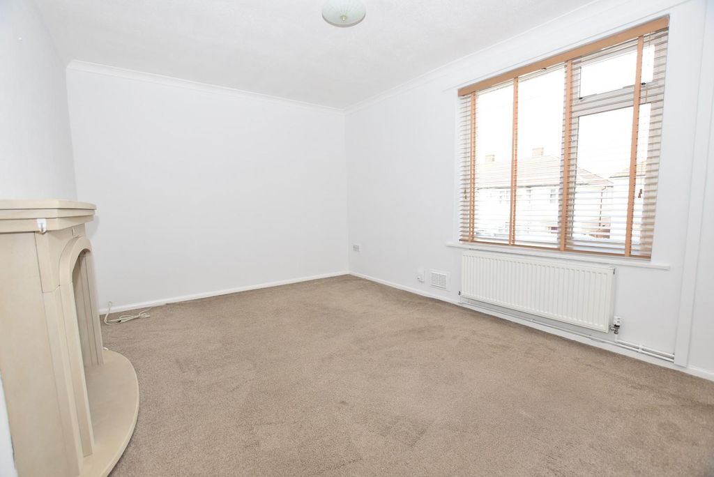 Property photo 3 of 18 Living Room 1.Jpg