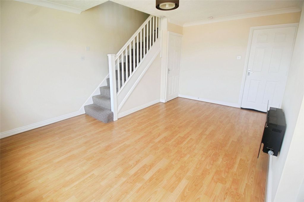 Property photo 2 of 6 Picture No. 16