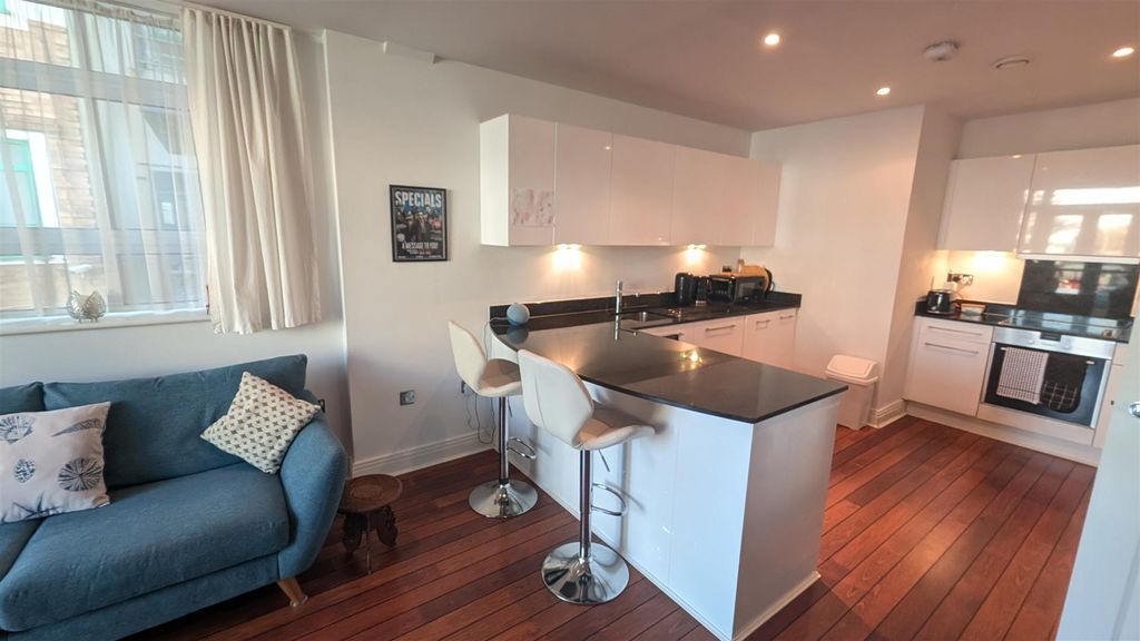 Property photo 3 of 13 Pxl_20251009_161138815.Jpg