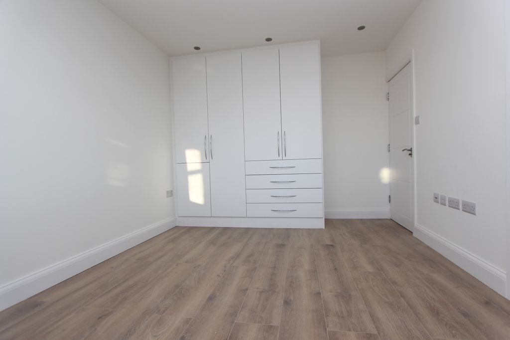 Property photo 3 of 8 Img_7229