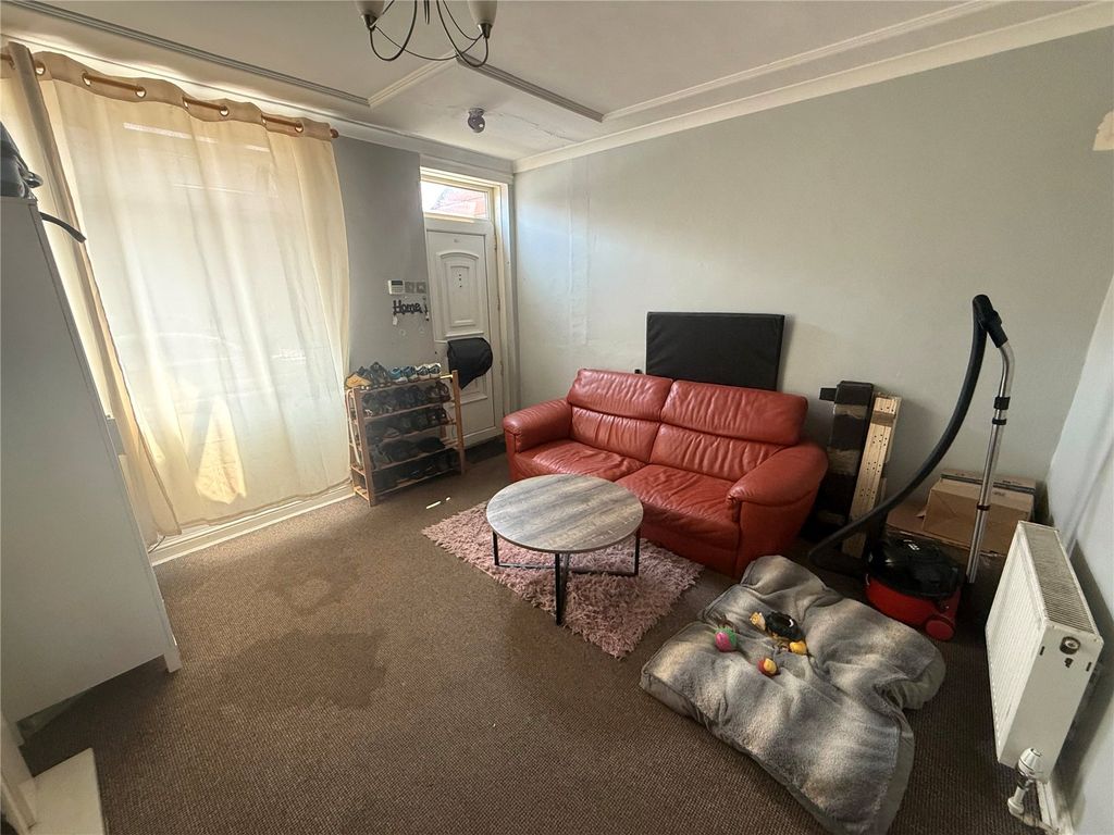 Property photo 3 of 8 Picture No. 03
