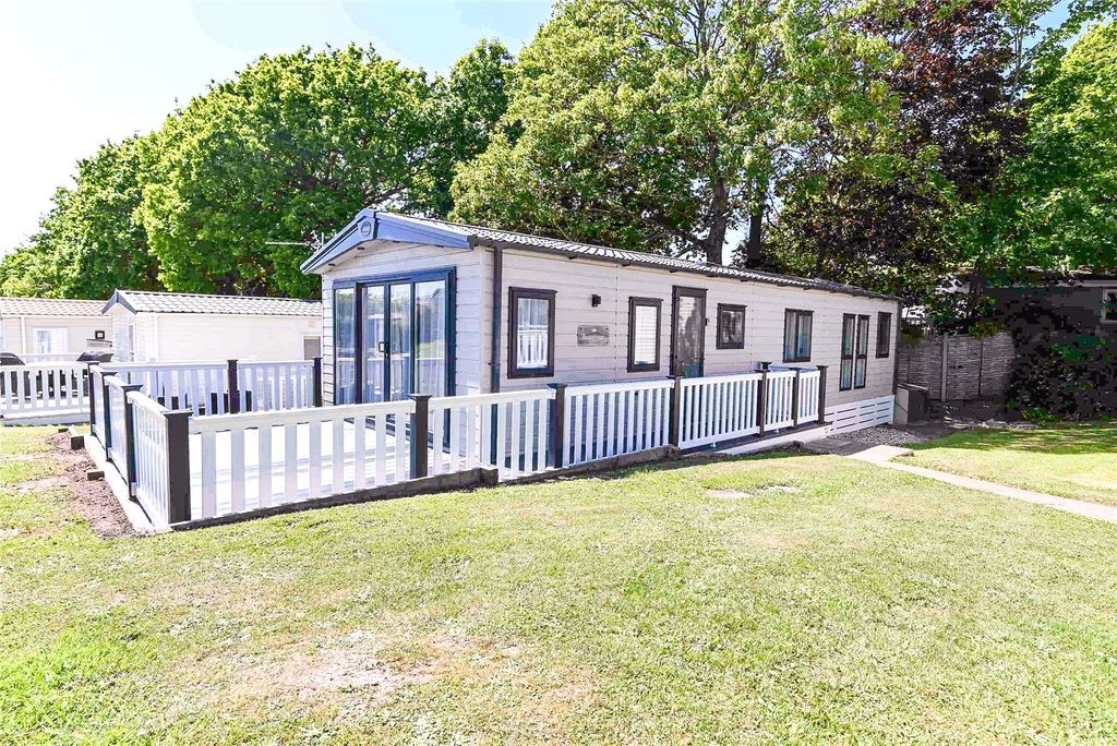 Property photo 1 of 16 Picture No. 02