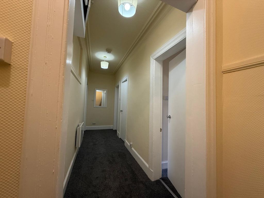 Property photo 2 of 11 Img-20251117-Wa0015