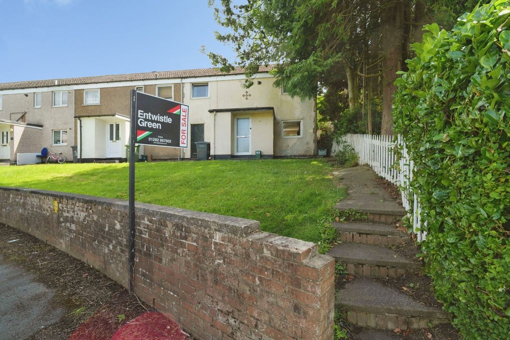Property photo 1 of 17 Pbox-Img.Jpg