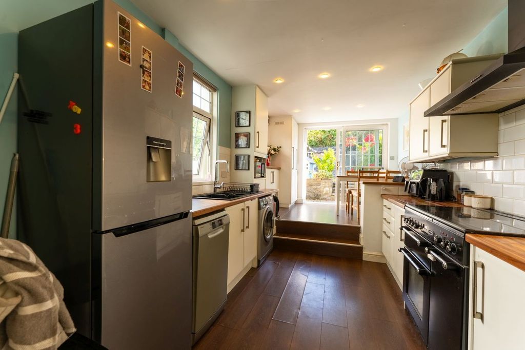 Additional image 8 of 3 bed terraced house for saleGrosvenor Road, Abergavenny NP7