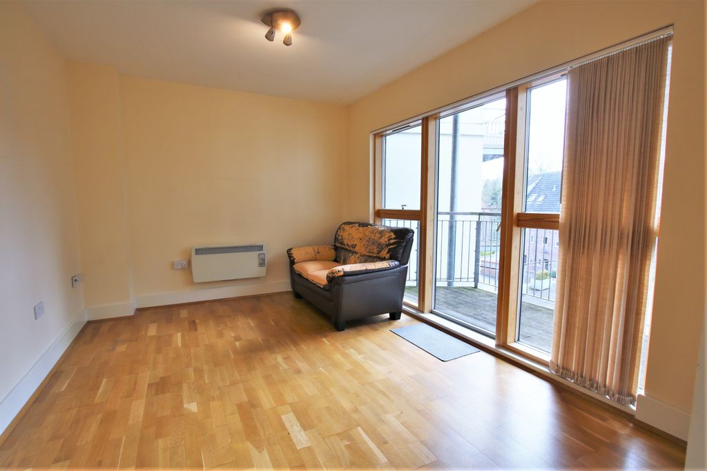 Property photo 2 of 14 Img_8732
