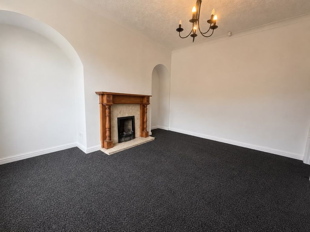 Property photo 2 of 7 Image
