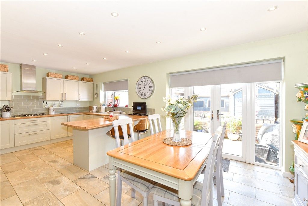 Property photo 3 of 9 Kitchen/Diner