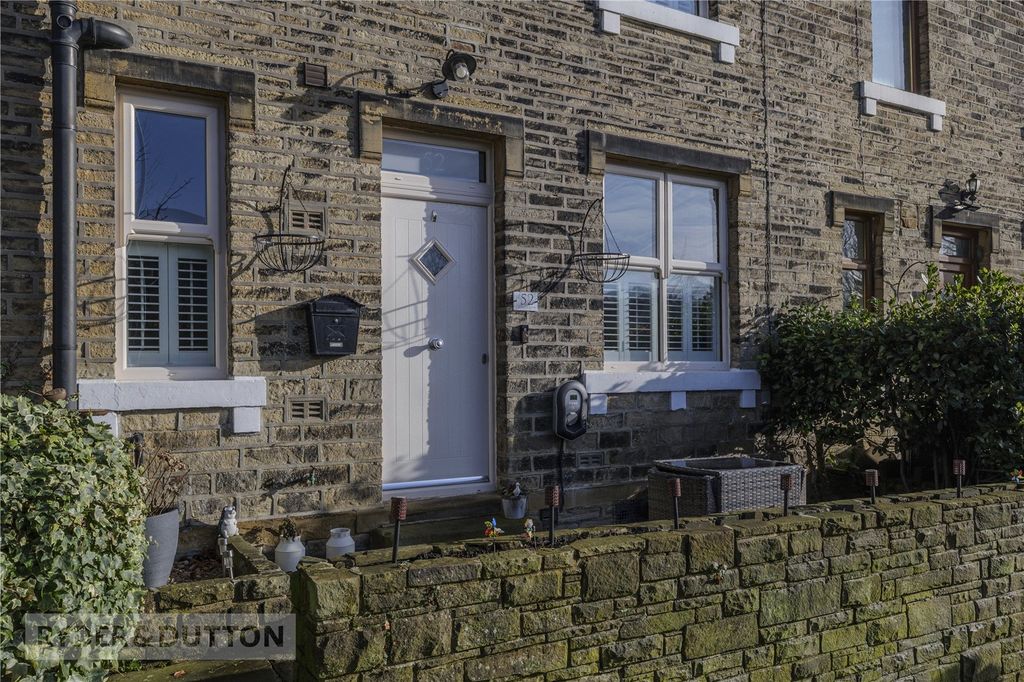 Property photo 2 of 29 Picture No. 03