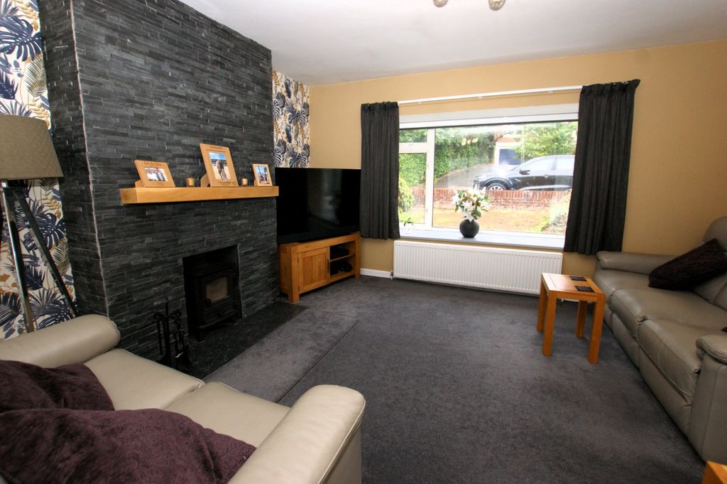 Property photo 2 of 17 Picture No. 04