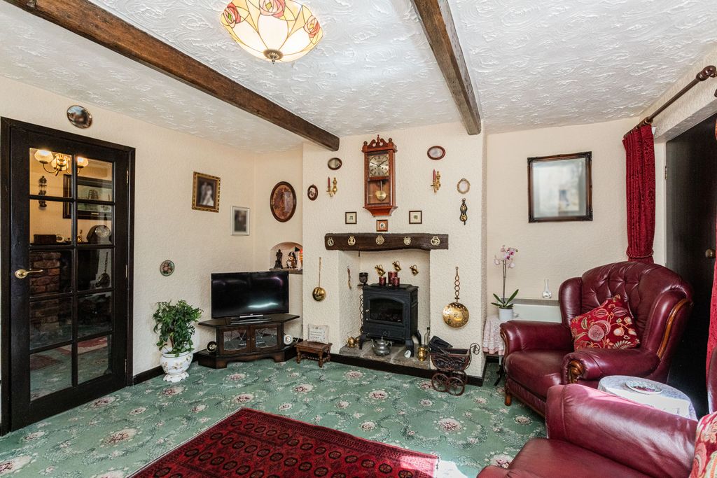 Property photo 2 of 31 Picture No. 25