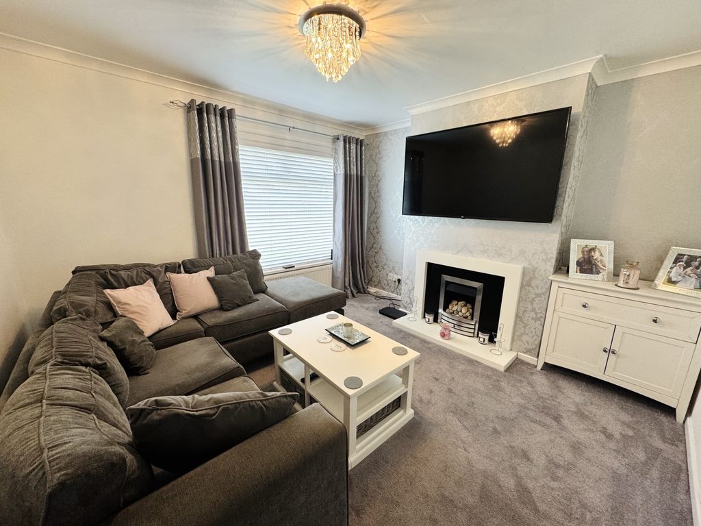 Property photo 3 of 14 Img_5985
