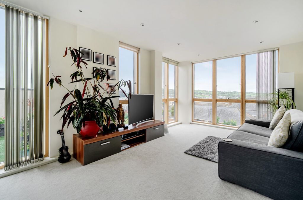 Property photo 2 of 19 1464440-13-6A0d7c...