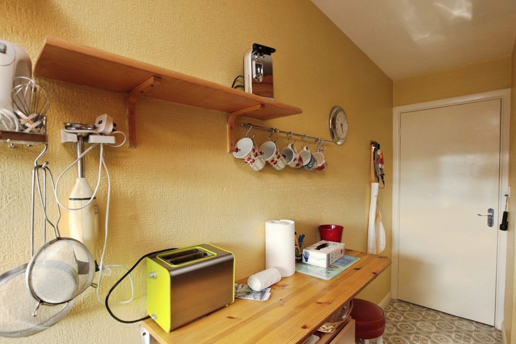 Property photo 3 of 18