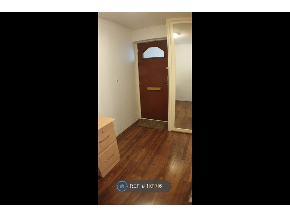 Property photo 2 of 13 Entrance