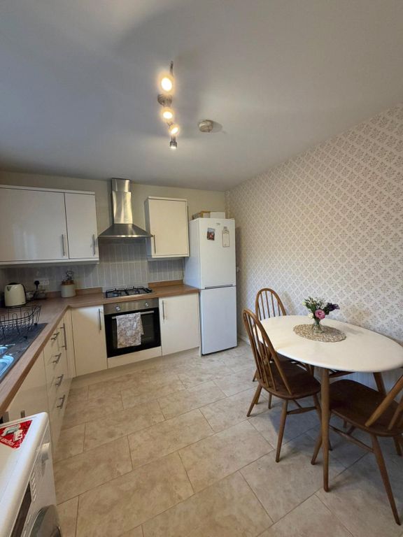 Property photo 3 of 13 Kitchen