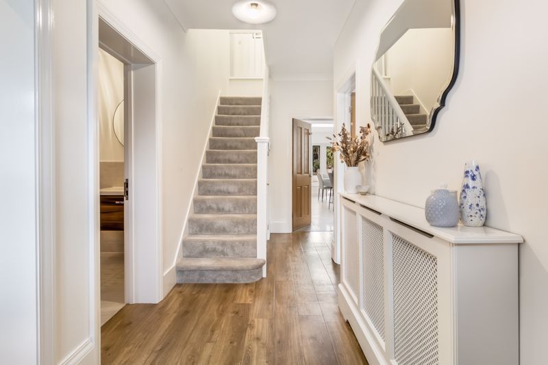 Property photo 2 of 26 Photo 16