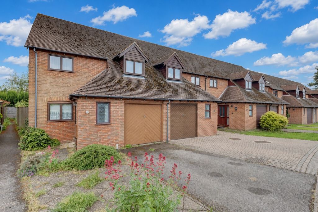 Property photo 1 of 14 Picture No. 27