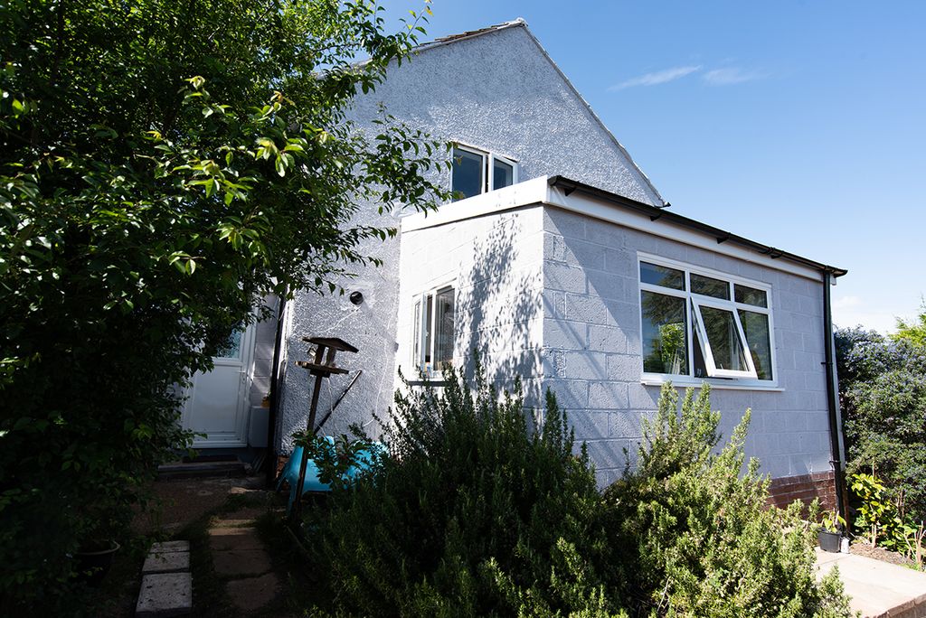 Property photo 1 of 24