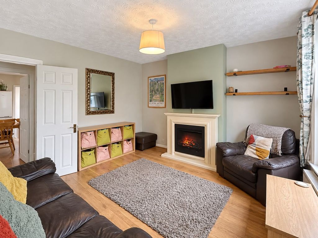 Property photo 2 of 15