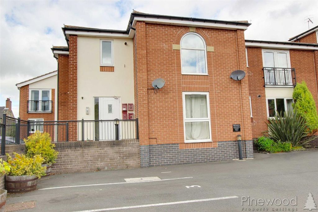 Property photo 1 of 8 Front