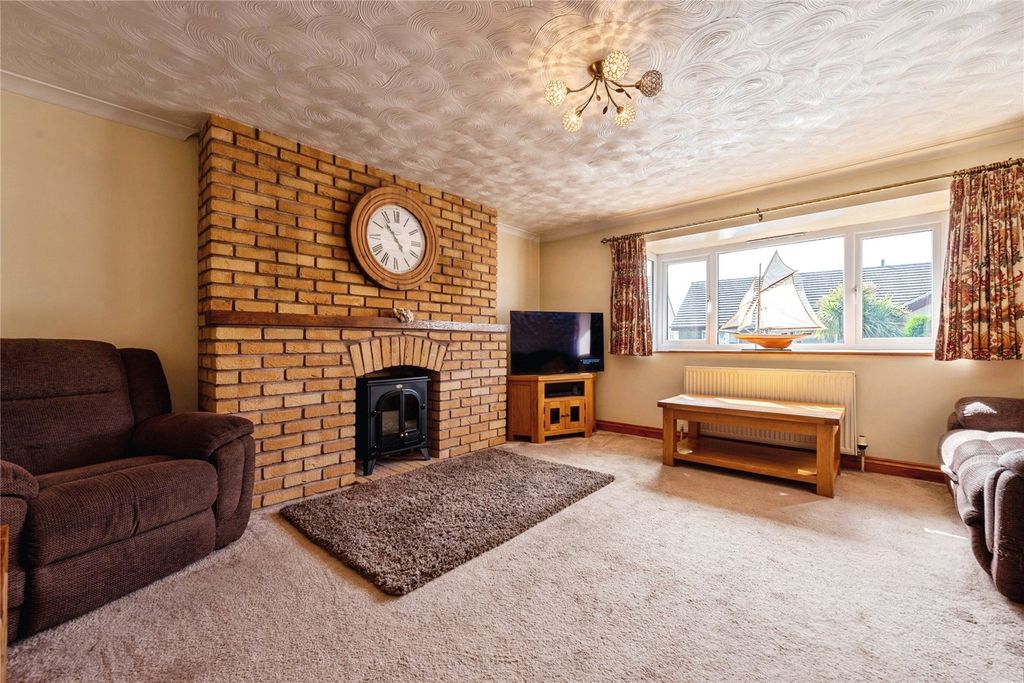 Property photo 2 of 25 Picture No. 30