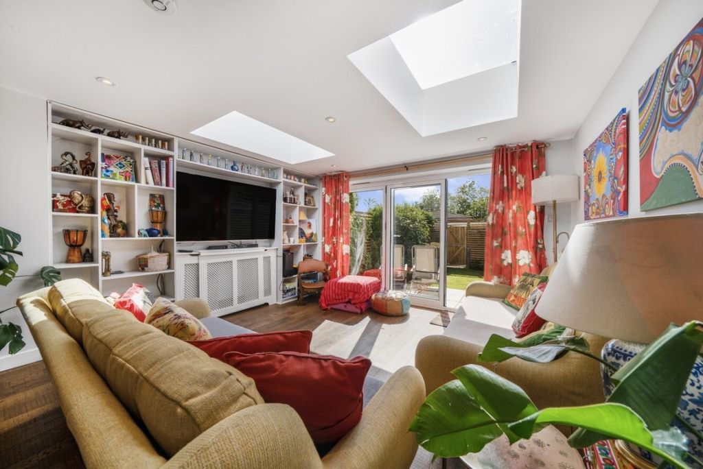 Property photo 3 of 12 1134317 (3)