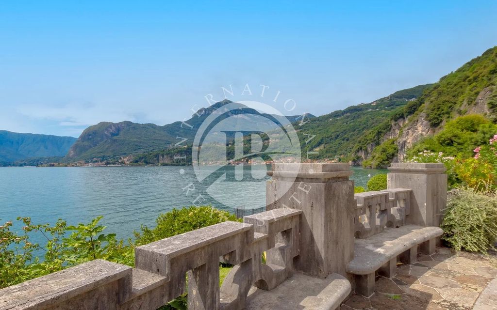 Property photo 2 of 33