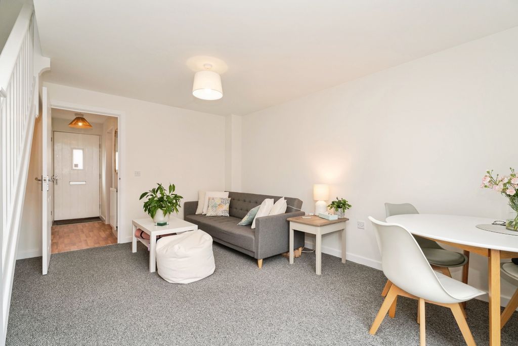 Property photo 2 of 14 Pbox-Img.Jpg