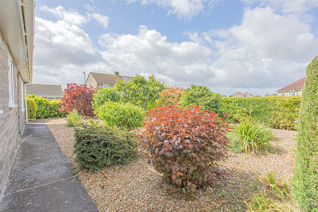 Property photo 3 of 17 Picture No. 04
