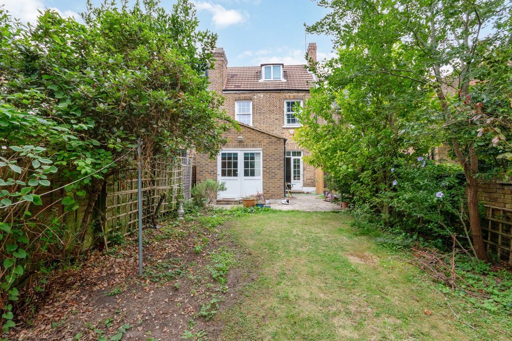 Property photo 3 of 14