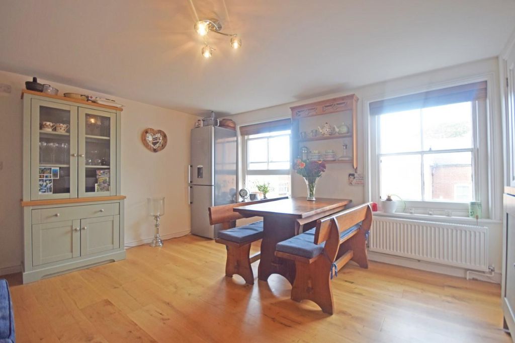 Property photo 3 of 7 2