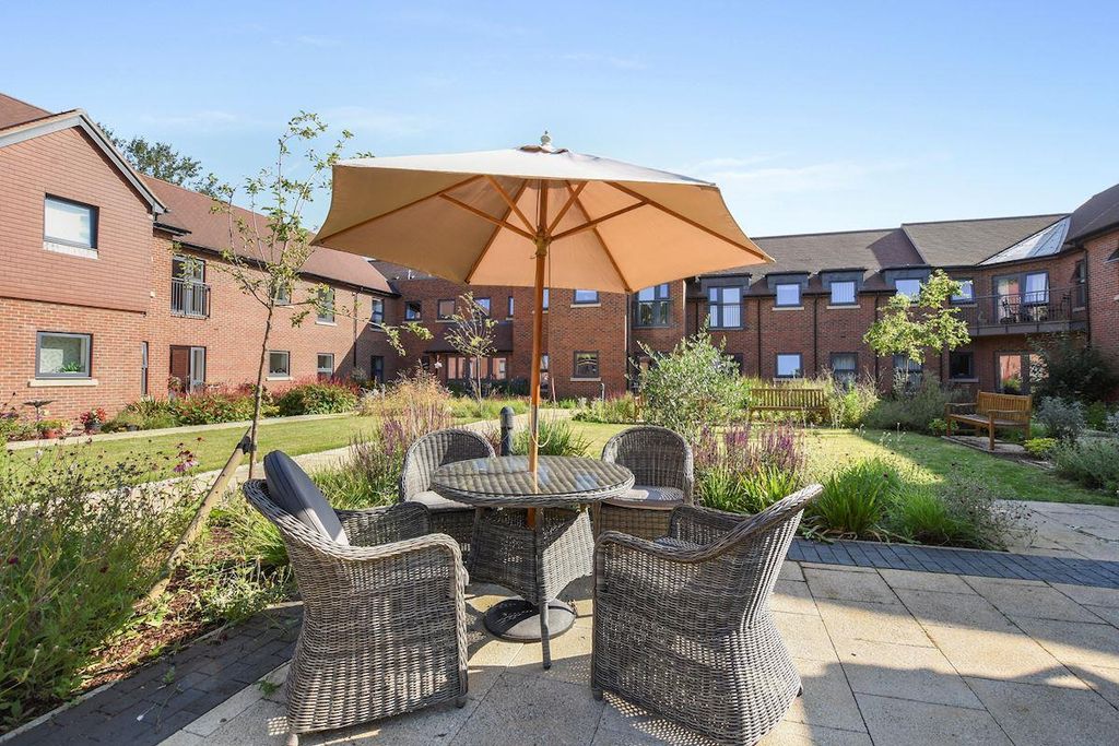 Property photo 1 of 19 c8068475-d663-44Bd-Ad86-69542096859Egcmcs - 25 Eli
