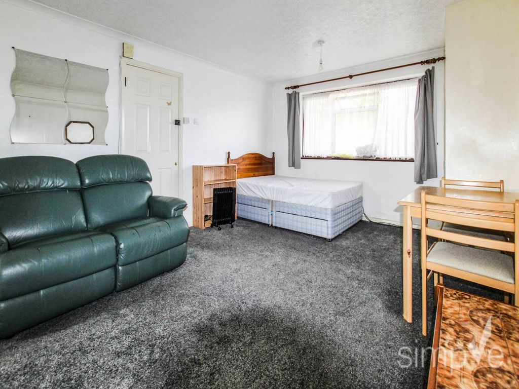 Property photo 2 of 5 Img_8633